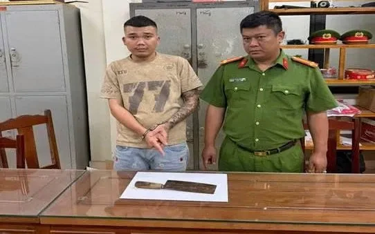 Phú Thọ: Bắt giữ đối tượng giết người sau 6 giờ gây án Phú Thọ: Bắt giữ đối tượng giết người sau 6 giờ gây án