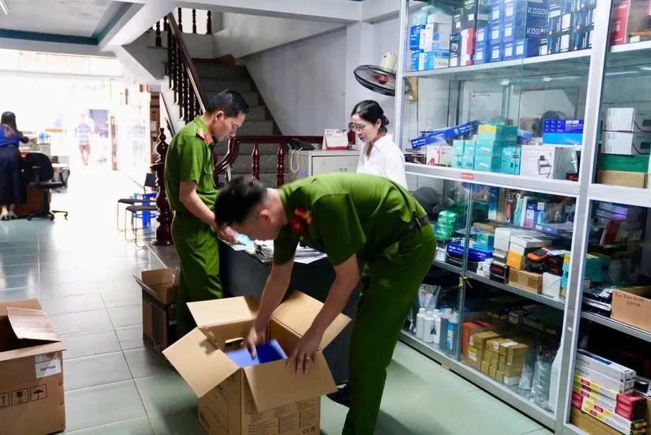 Phú Thọ: Khởi tố 5 bị can xâm phạm bản quyền phần mềm máy tính Phú Thọ: Khởi tố 5 bị can xâm phạm bản quyền phần mềm máy tính