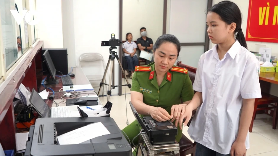 Phục vụ xuyên lễ, Công an Thái Nguyên tăng tốc cấp định danh điện tử Phục vụ xuyên lễ, Công an Thái Nguyên tăng tốc cấp định danh điện tử