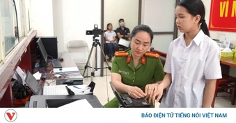 Phục vụ xuyên lễ, Công an Thái Nguyên tăng tốc cấp định danh điện tử