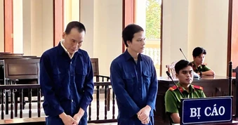 Quản lý bắt tay thủ kho “tuồn” hơn 86 tấn thức ăn chăn nuôi ra ngoài