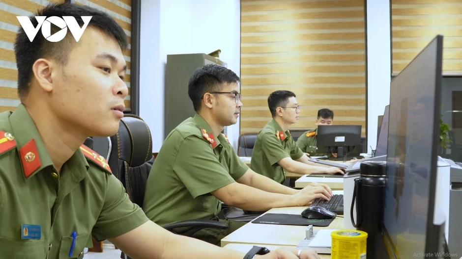 Quảng Ninh giữ an ninh từ sớm, từ xa trên không gian mạng Quảng Ninh giữ an ninh từ sớm, từ xa trên không gian mạng