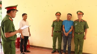 Quảng Trị: Bắt giữ đối tượng dùng rựa chém 2 cán bộ công an