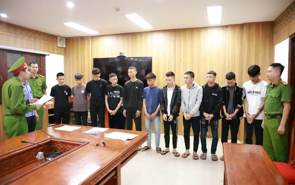 Quảng Trị: Khởi tố 11 bị can trong vụ hỗn chiến, gây rối trật tự công cộng Quảng Trị: Khởi tố 11 bị can trong vụ hỗn chiến, gây rối trật tự công cộng