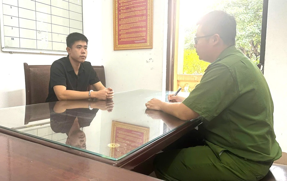 Quen nhau qua ‘Hội vỡ nợ muốn làm liều’, 2 đối tượng từ Hà Nội lên Thái Nguyên trộm cắp Quen nhau qua ‘Hội vỡ nợ muốn làm liều’, 2 đối tượng từ Hà Nội lên Thái Nguyên trộm cắp