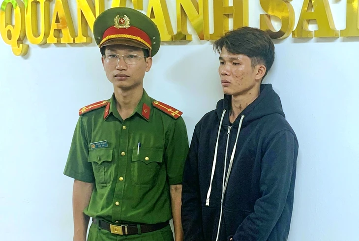 Quen qua mạng xã hội, thanh niên làm bé gái 14 tuổi mang thai Quen qua mạng xã hội, thanh niên làm bé gái 14 tuổi mang thai