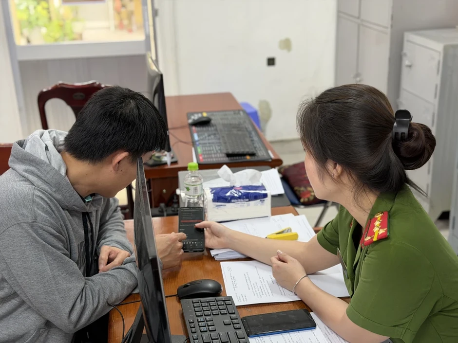 Quy định mới về con dấu, pháo, cư trú, căn cước có hiệu lực từ hôm nay, 15-3 Quy định mới về con dấu, pháo, cư trú, căn cước có hiệu lực từ hôm nay, 15-3