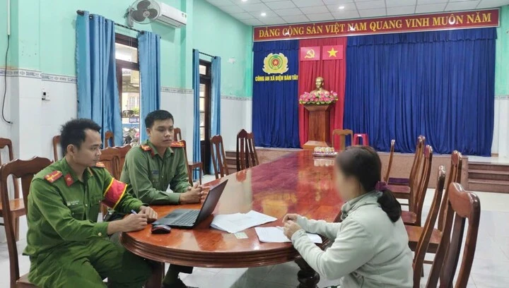 Răn đe 2 người ở Đà Nẵng bình luận, chia sẻ nội dung xuyên tạc về bầu cử Răn đe 2 người ở Đà Nẵng bình luận, chia sẻ nội dung xuyên tạc về bầu cử