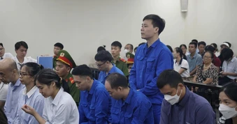 Sản xuất 100 tấn thực phẩm giả, ông chủ MediUSA nộp khắc phục 200 tỷ đồng