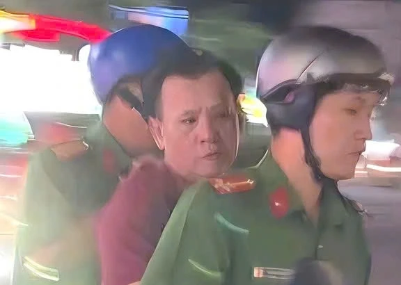 Sát hại người tình rồi tạo hiện trường giả nhảy cầu ở Tây Ninh Sát hại người tình rồi tạo hiện trường giả nhảy cầu ở Tây Ninh