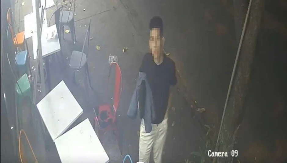 Sau 12 giờ truy xét, công an bắt giữ thanh niên đột nhập trường học trộm máy tính Sau 12 giờ truy xét, công an bắt giữ thanh niên đột nhập trường học trộm máy tính
