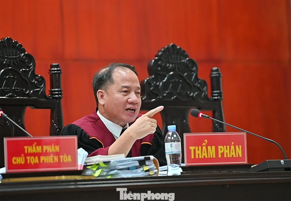 Sau nhiều lần chối tội, Bùi Đình Khánh hối lỗi, xin giảm nhẹ hình phạt Sau nhiều lần chối tội, Bùi Đình Khánh hối lỗi, xin giảm nhẹ hình phạt