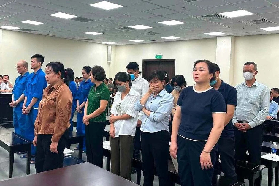 Sếp trong vụ nhận hối lộ ở Sở Y tế Hà Nội khai 'nể lắm' mới cầm tiền Sếp trong vụ nhận hối lộ ở Sở Y tế Hà Nội khai 'nể lắm' mới cầm tiền