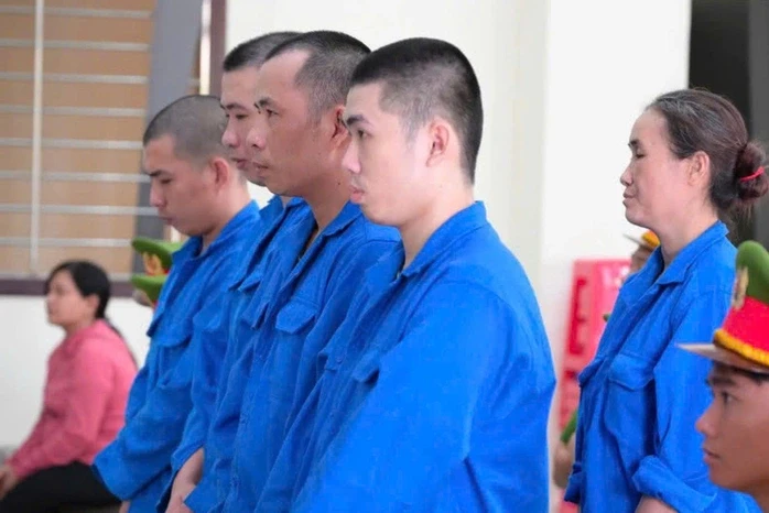 Sự thật rợn người sau nghi lễ cúng bái gây chết người