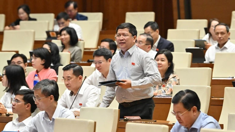 Sửa đổi Luật Thủ đô: Phân quyền mạnh đi đôi với kiểm soát quyền lực chặt chẽ Sửa đổi Luật Thủ đô: Phân quyền mạnh đi đôi với kiểm soát quyền lực chặt chẽ