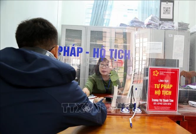 Sửa Luật Hộ tịch để giảm giấy tờ, đẩy mạnh liên thông dữ liệu Sửa Luật Hộ tịch để giảm giấy tờ, đẩy mạnh liên thông dữ liệu