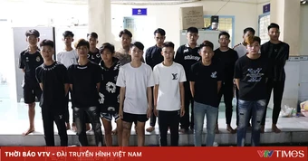Tạm giữ 33 thanh thiếu niên dùng hung khí đánh nhau trong đêm