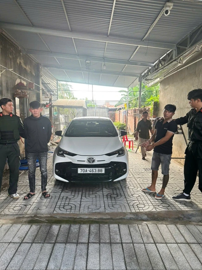 Tạm giữ 9 nghi phạm trong chuyên án trộm chó quy mô lớn ở Tây Ninh Tạm giữ 9 nghi phạm trong chuyên án trộm chó quy mô lớn ở Tây Ninh