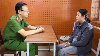 Tạm giữ hình sự 16 đối tượng dàn cảnh cướp giật tài sản