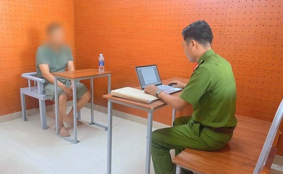 Tạm giữ hình sự đối tượng cướp giật tài sản tại Cần Thơ