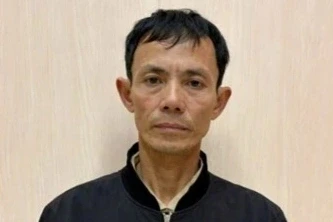 Tạm giữ người đàn ông giăng điện diệt chuột khiến một người tử vong Tạm giữ người đàn ông giăng điện diệt chuột khiến một người tử vong