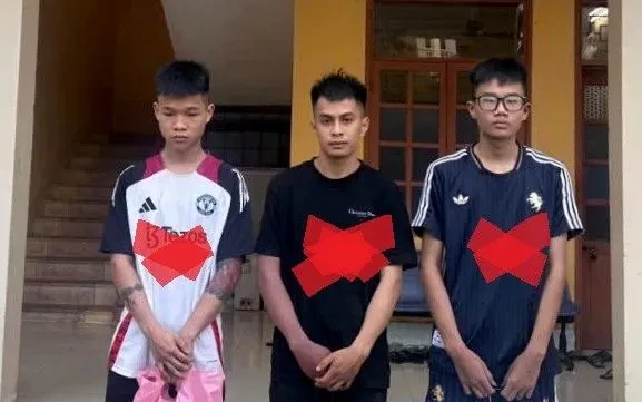 Tạm giữ nhóm thanh niên mang hung khí gây rối trật tự ở Hải Phòng