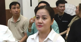 Tạm ngừng phiên phúc thẩm vụ tranh chấp thừa kế của cố NSƯT Vũ Linh