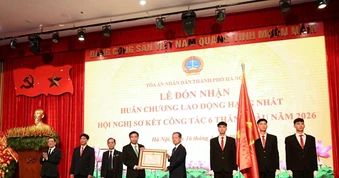 TAND TP Hà Nội vinh dự đón nhận Huân chương Lao động hạng Nhất