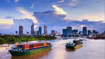 Tăng mức xử phạt vi phạm trong hàng hải và đường thủy nội địa