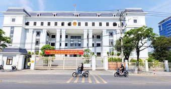 Tàu cá bị sóng đánh chìm, tòa buộc doanh nghiệp bảo hiểm phải bồi thường