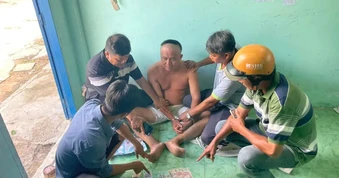 Tây Ninh: Bắt nghi phạm tấn công, cướp tài sản của cụ ông bán vé số