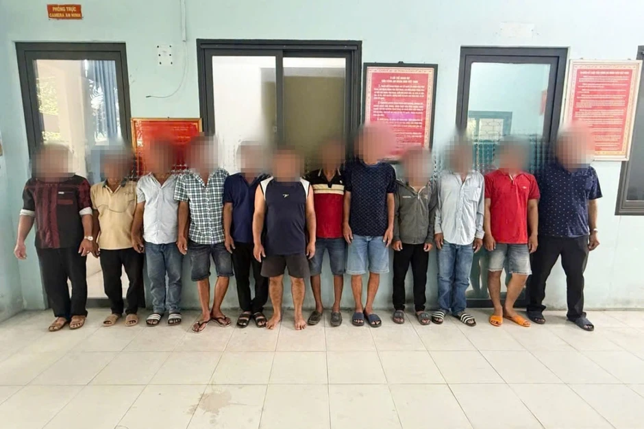 Tây Ninh triệt phá đường dây cá độ bóng đá qua mạng, giao dịch hơn 2 tỷ đồng Tây Ninh triệt phá đường dây cá độ bóng đá qua mạng, giao dịch hơn 2 tỷ đồng