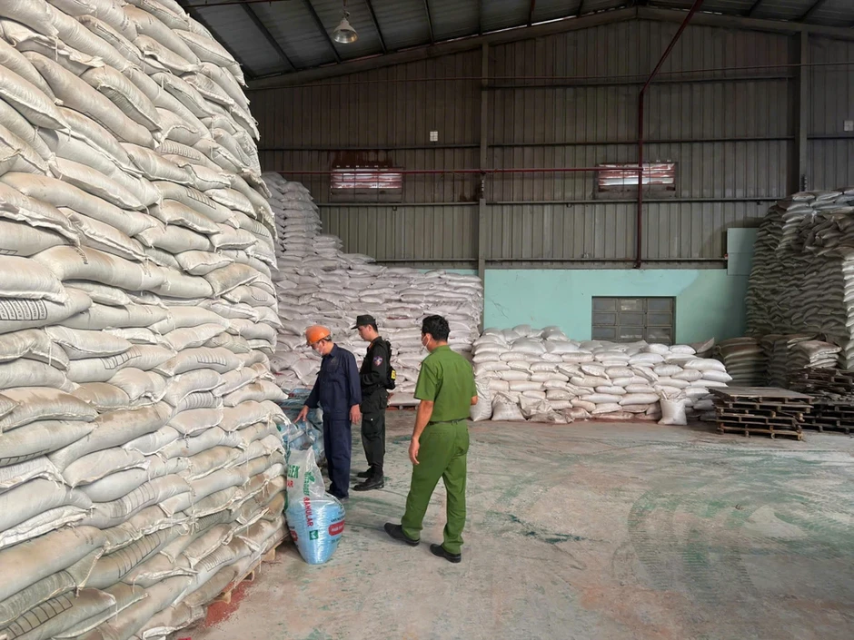 Tây Ninh: Triệt phá đường dây sản xuất hơn 70 tấn phân bón giả Tây Ninh: Triệt phá đường dây sản xuất hơn 70 tấn phân bón giả