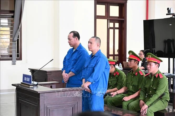 Tây Ninh: Tuyên án chung thân hai bị cáo trong vụ vận chuyển gần 60 kg ma túy Tây Ninh: Tuyên án chung thân hai bị cáo trong vụ vận chuyển gần 60 kg ma túy