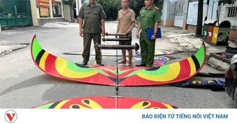 Thả diều gần sân bay Tân Sơn Nhất, 3 người bị triệu tập