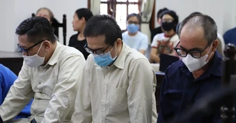 Tham ô công quỹ, cựu Ban quản trị chung cư Miếu Nổi lĩnh án