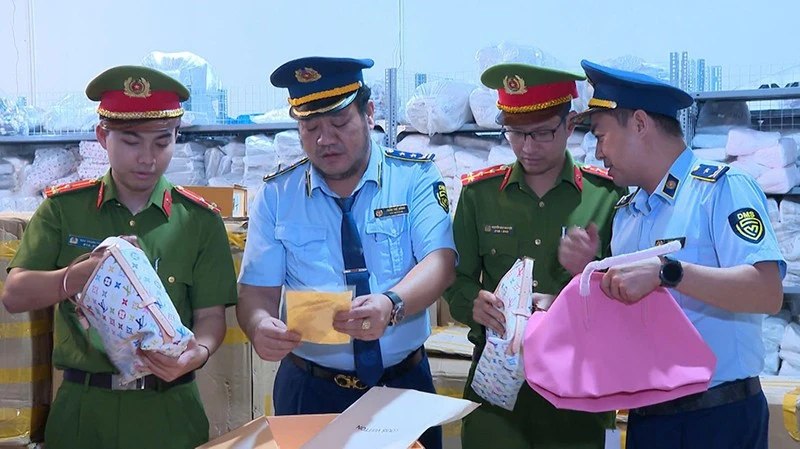 Thanh Hóa đấu tranh với hành vi xâm phạm quyền sở hữu công nghiệp Thanh Hóa đấu tranh với hành vi xâm phạm quyền sở hữu công nghiệp