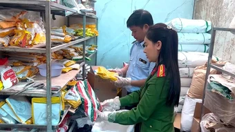 Thanh Hóa: Thu giữ gần 1 tấn thực phẩm không rõ nguồn gốc
