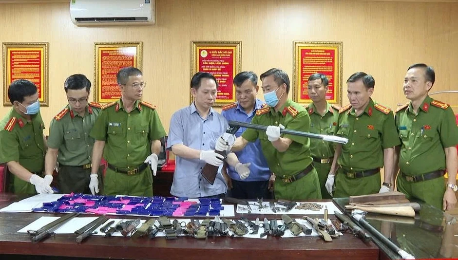 Thanh Hóa thu hồi hàng nghìn vũ khí sau 1 năm thực thi luật mới Thanh Hóa thu hồi hàng nghìn vũ khí sau 1 năm thực thi luật mới
