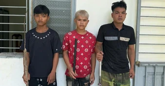 Thanh niên mới ra tù rủ đồng bọn vô cớ chém người đi đường