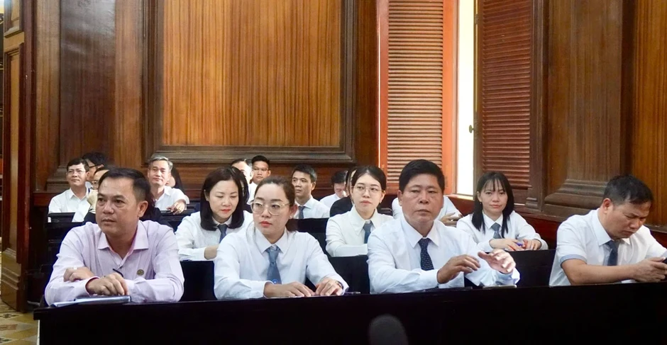 Thành phần Hội đồng thi Luật sư có nên bao gồm cơ quan tiến hành tố tụng, cơ quan nhà nước?