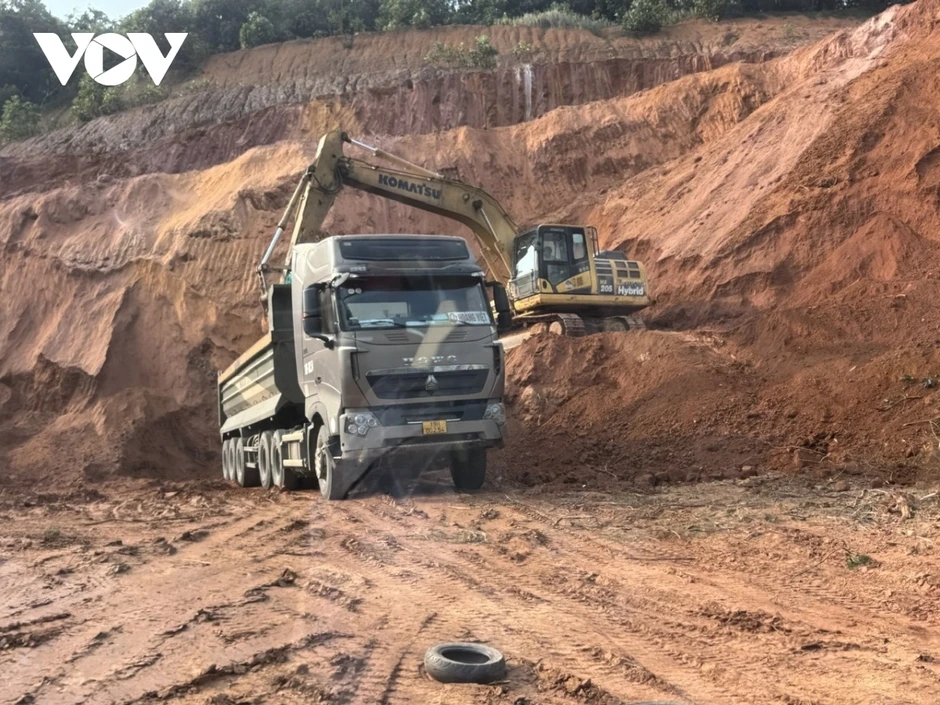 Thanh tra Chính phủ chỉ rõ loạt sai phạm cấp phép khai thác khoáng sản tại Phú Thọ Thanh tra Chính phủ chỉ rõ loạt sai phạm cấp phép khai thác khoáng sản tại Phú Thọ
