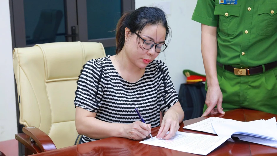 Thi hành lệnh khám xét chỗ ở, bắt tạm giam nguyên kế toán BQL dự án Đặng Thị Lý SN 1981