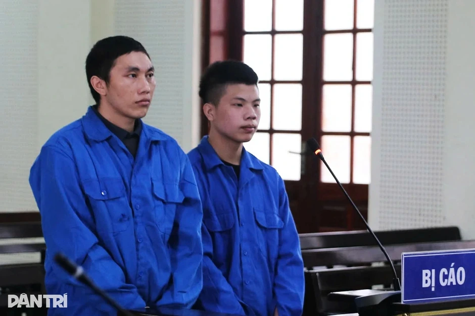 Thiếu niên 15 tuổi học hết lớp 1 theo đàn anh vận chuyển hơn 6,4kg ma túy