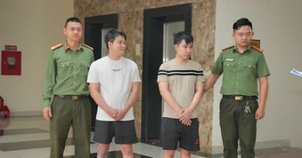 Thủ đoạn vượt 'rào' sinh trắc học để chiếm đoạt tiền tỉ trong tài khoản