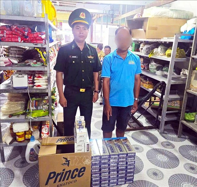 Thu giữ gần 500 bao thuốc lá không rõ nguồn gốc