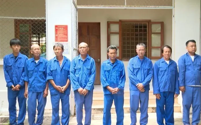 Thu giữ hơn 16kg thuốc nổ TNT, tạm giữ 8 đối tượng trong đường dây liên tỉnh Thu giữ hơn 16kg thuốc nổ TNT, tạm giữ 8 đối tượng trong đường dây liên tỉnh