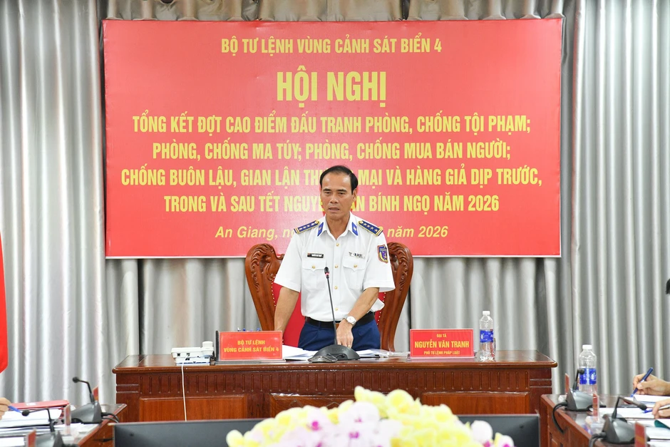 Thu giữ hơn 360.000 lít dầu DO vận chuyển trái phép trên biển