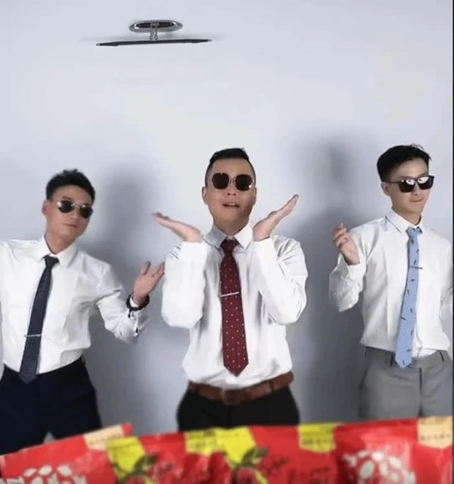 Thu nhập của chồng cũ Hằng Du Mục đến từ đâu? Thu nhập của chồng cũ Hằng Du Mục đến từ đâu?