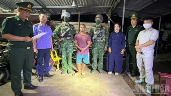 Thưởng nóng lực lượng bắt giữ đối tượng tàng trữ ma túy ở Huế